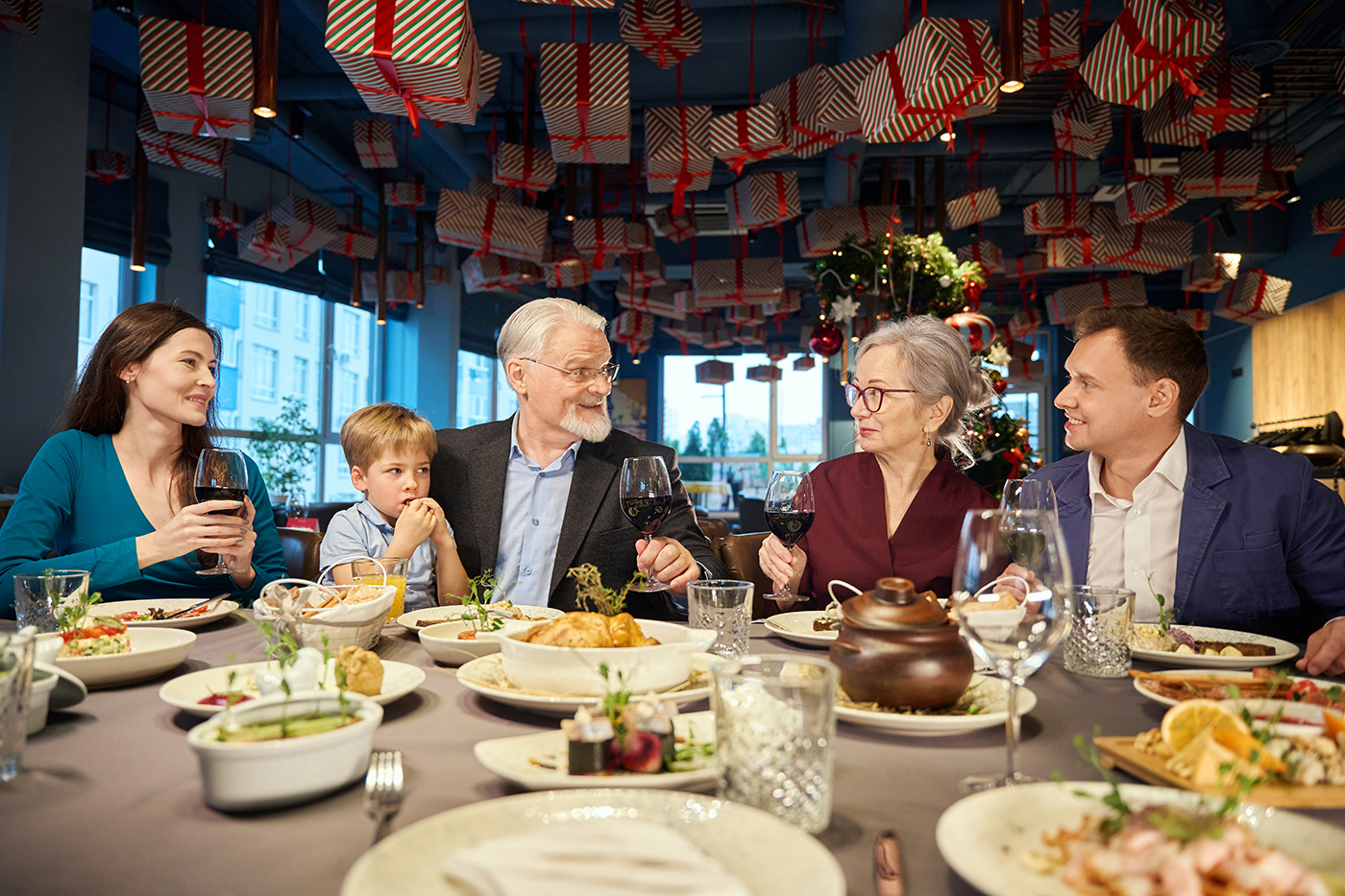 The best restaurants to celebrate Christmas and New Year’s Eve in Barcelona 2025