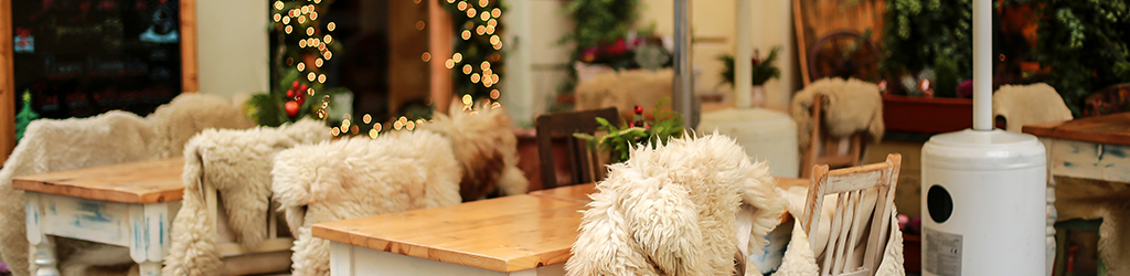 Restaurante Navidad - Akira Flats